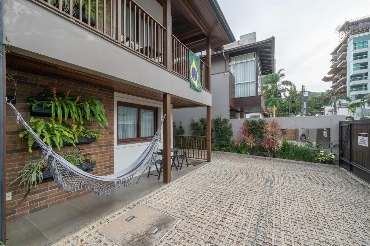 Banzai Brava Suites Itajai Exterior photo